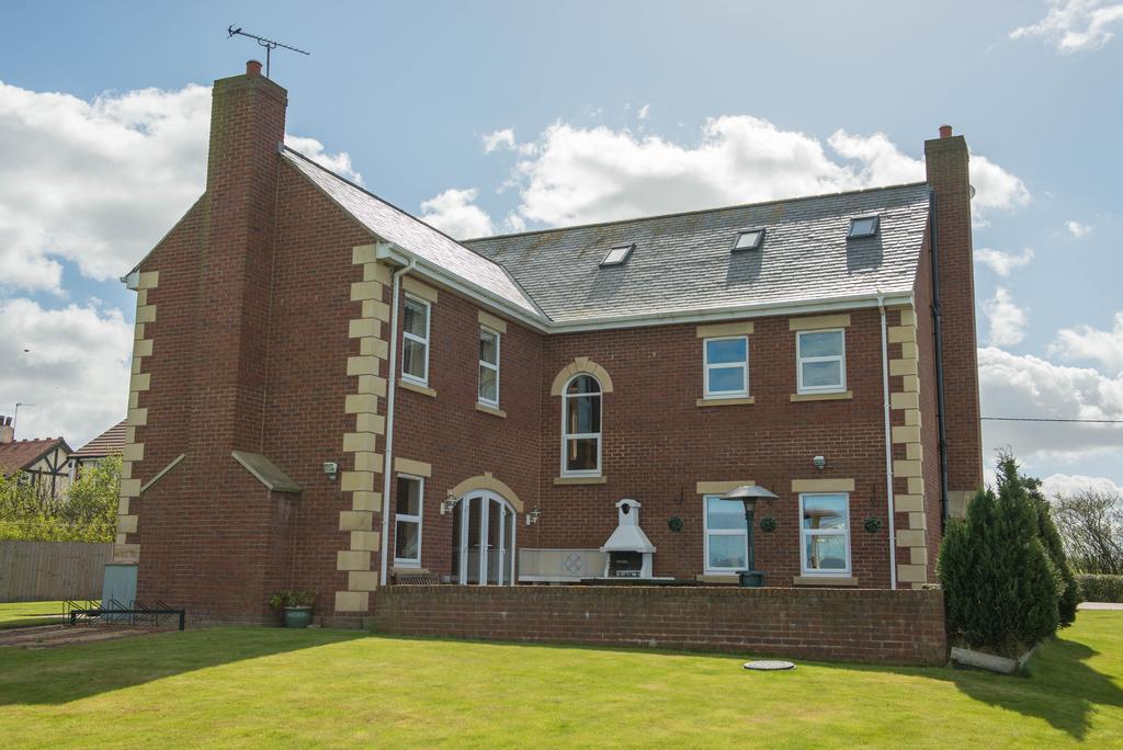 Carr Villa Dinnington Esterno foto