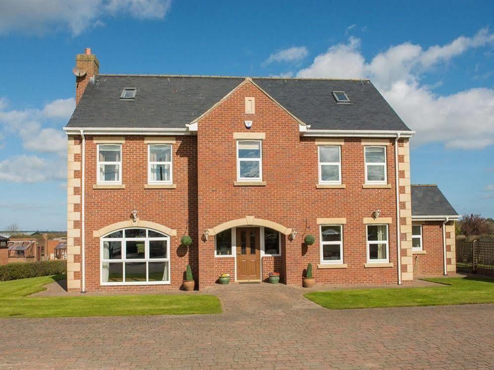 Carr Villa Dinnington Esterno foto